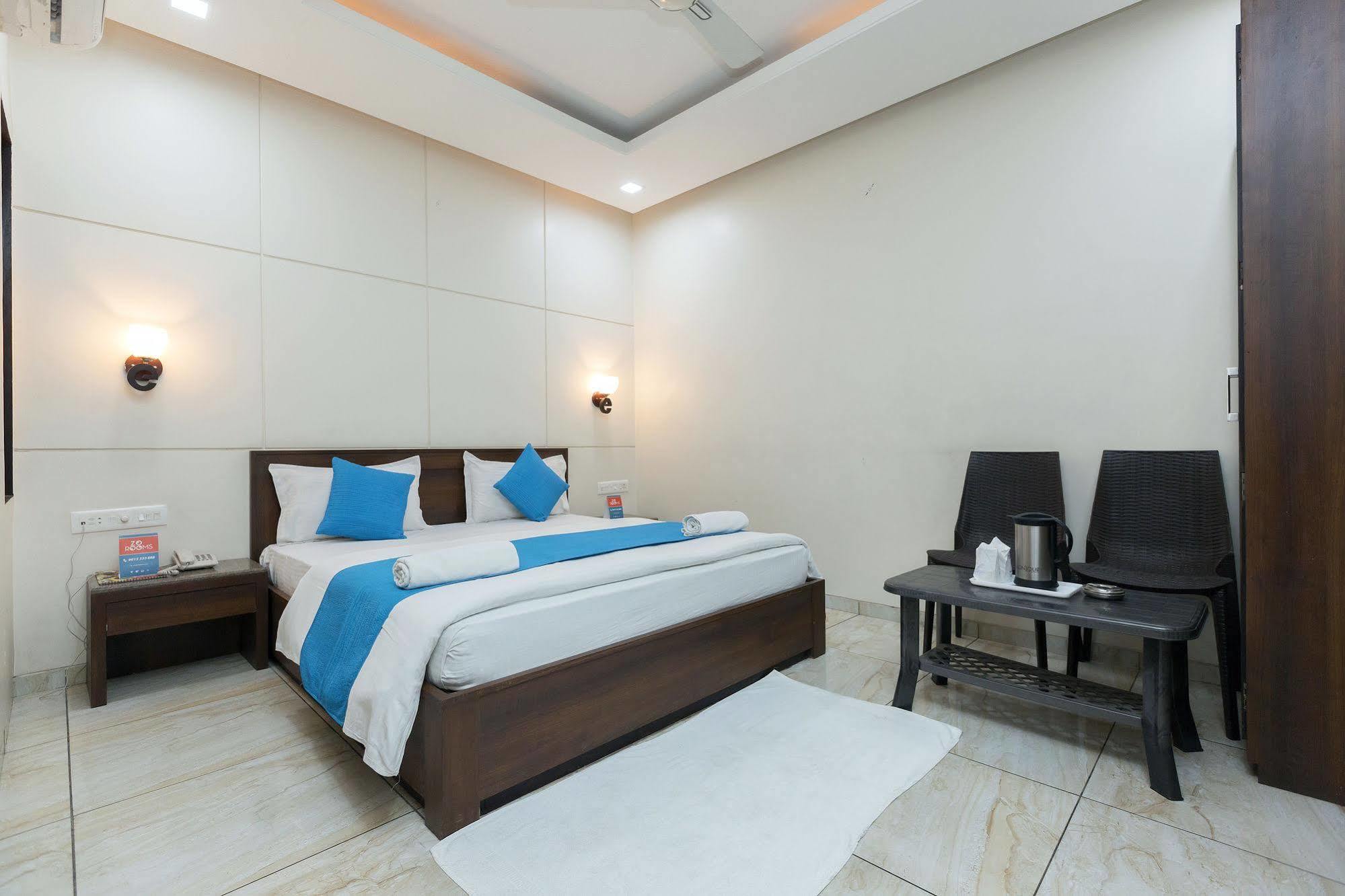 ג'איפור Hotel Sunday Inn מראה חיצוני תמונה