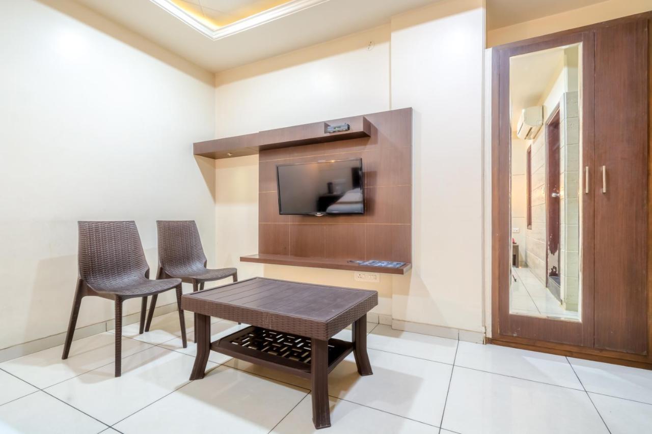 ג'איפור Hotel Sunday Inn מראה חיצוני תמונה