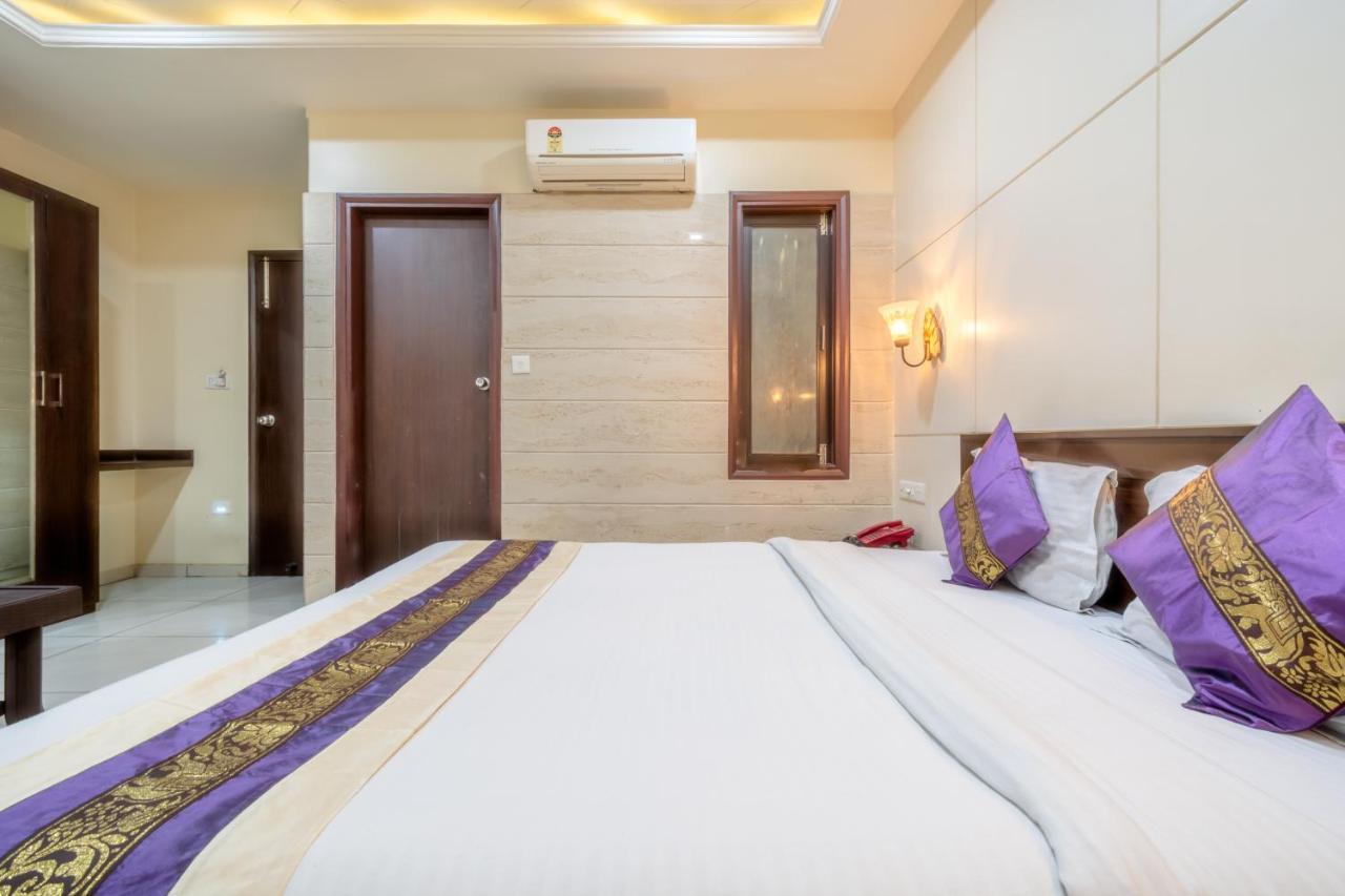 ג'איפור Hotel Sunday Inn מראה חיצוני תמונה