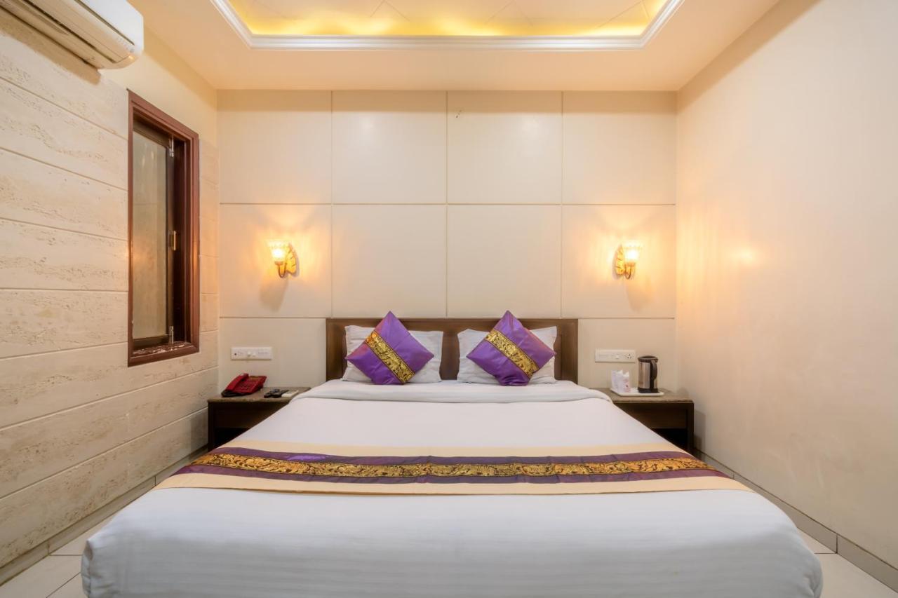 ג'איפור Hotel Sunday Inn מראה חיצוני תמונה