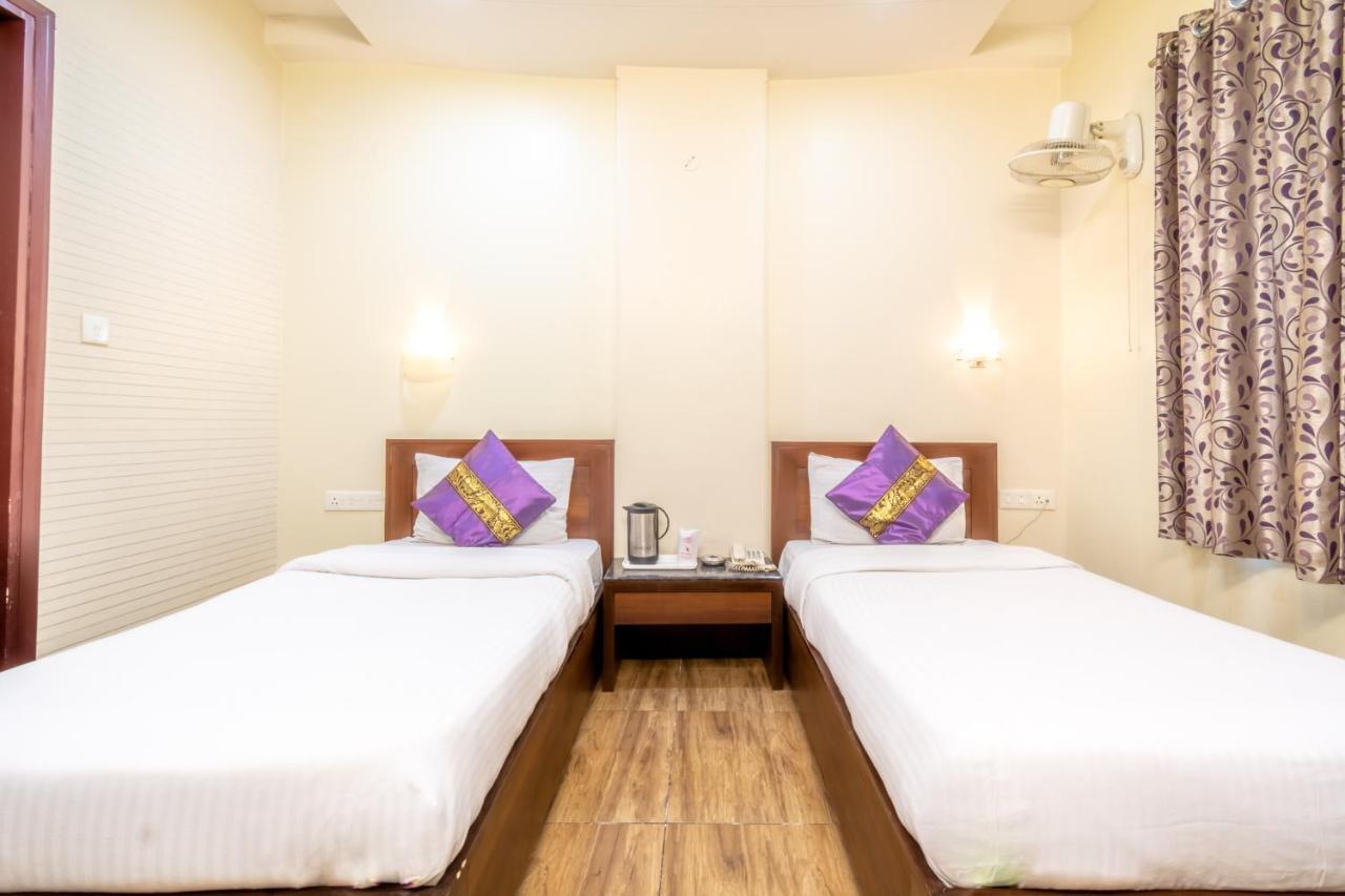 ג'איפור Hotel Sunday Inn מראה חיצוני תמונה