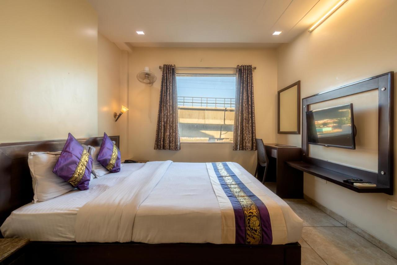 ג'איפור Hotel Sunday Inn מראה חיצוני תמונה